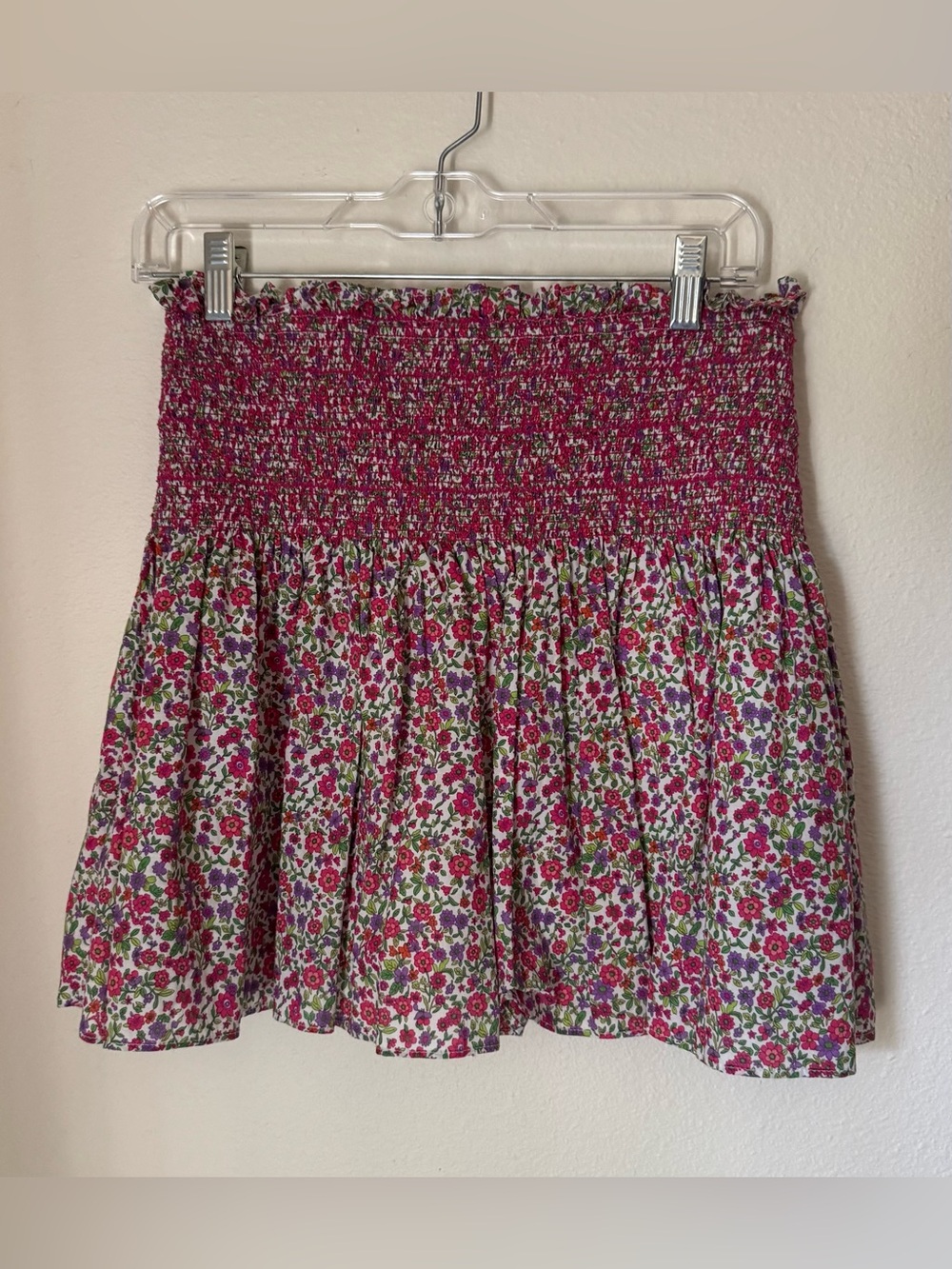 Do + Be Floral Smocked Waist Mini Skirt - Pink | Size Medium